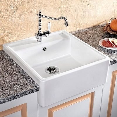 Tap LUISINA RC 800 Old Brass Lifestyle