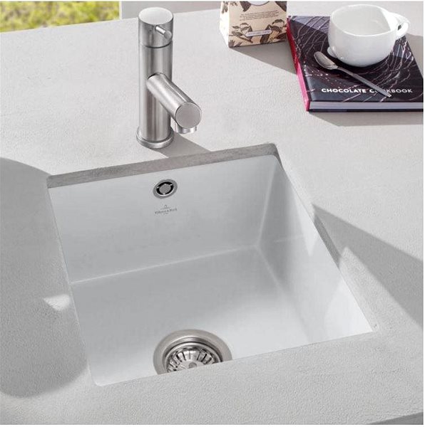 Ceramic Sink VILLEROY & BOCH Subway 375 White ceramic ...