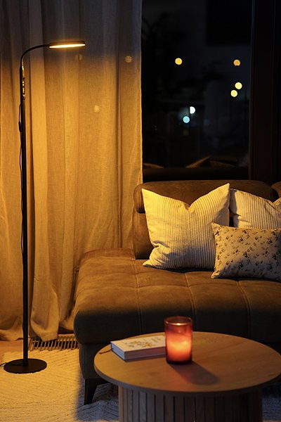 Állólámpa LuDream Home 18 W LED állólámpa, kék fény komponens nélküli ...