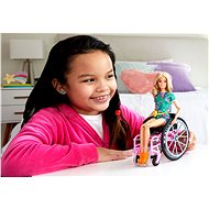 Barbie Modelka Na invalidním vozíku - blondýnka - Panenky