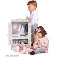 DeCuevas 54035 dřevěná šatní skříň pro panenky se zásuvkami a doplňky sky 2019 - Nábytek pro panenky