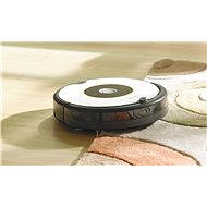 iRobot Roomba 605 - Robotický vysavač