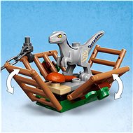 LEGO® Jurassic World™ 76946 Odchyt velociraptorů Blue a Bety - LEGO stavebnice