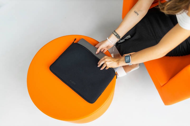 Laptop Case FIXED Sleeve for Laptops up to 15.6