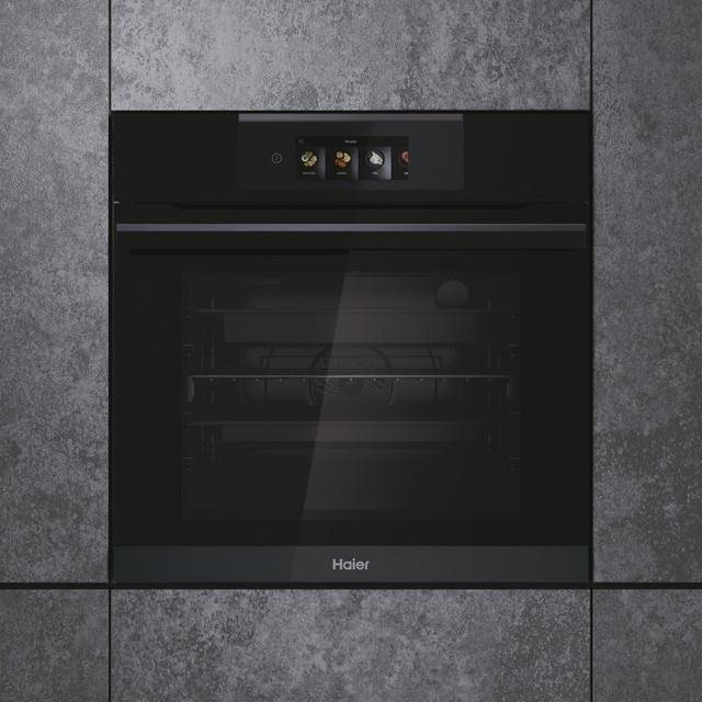 Oven & Cooktop Set HAIER HWO60SM6T5BH + HAIER HAIPSJ64MC Lifestyle