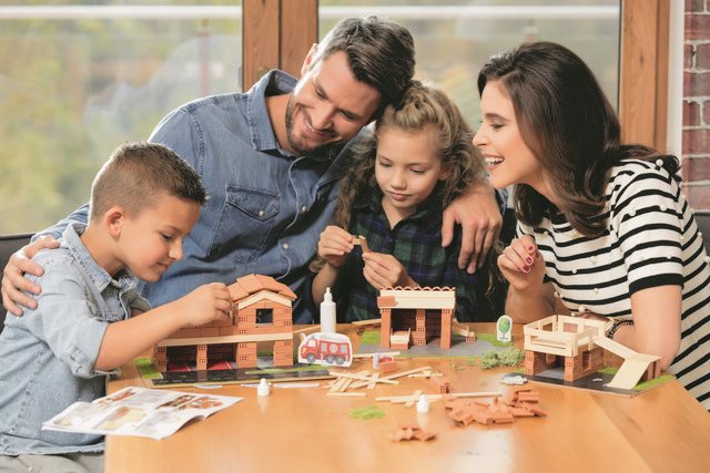 Building Set L-size Brick Trick Firestation - DE Lifestyle