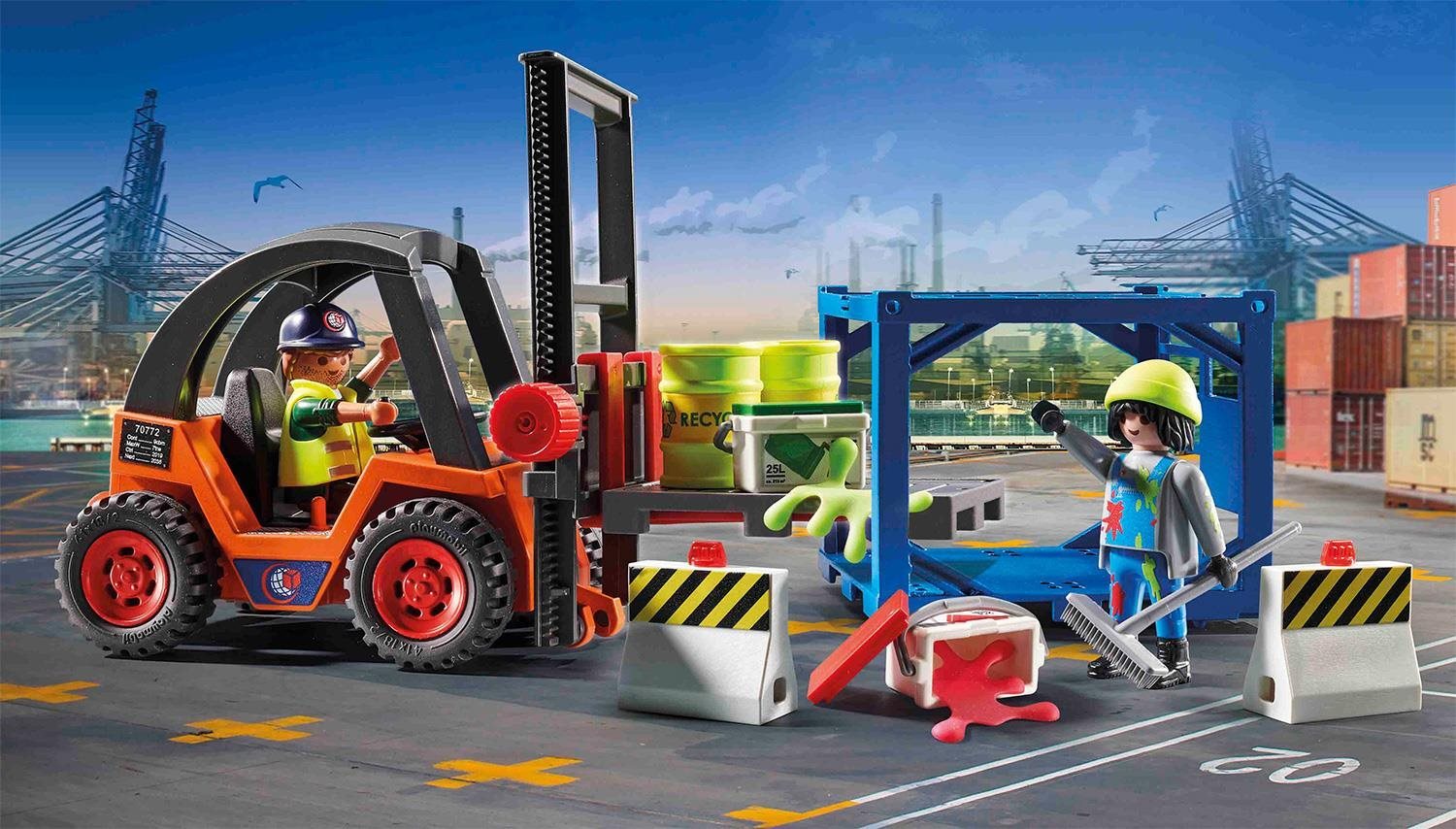 Building Set Playmobil 70772 Forklift with Load Lifestyle