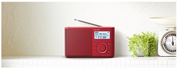 Radio Sony XDR-S61D red Lifestyle