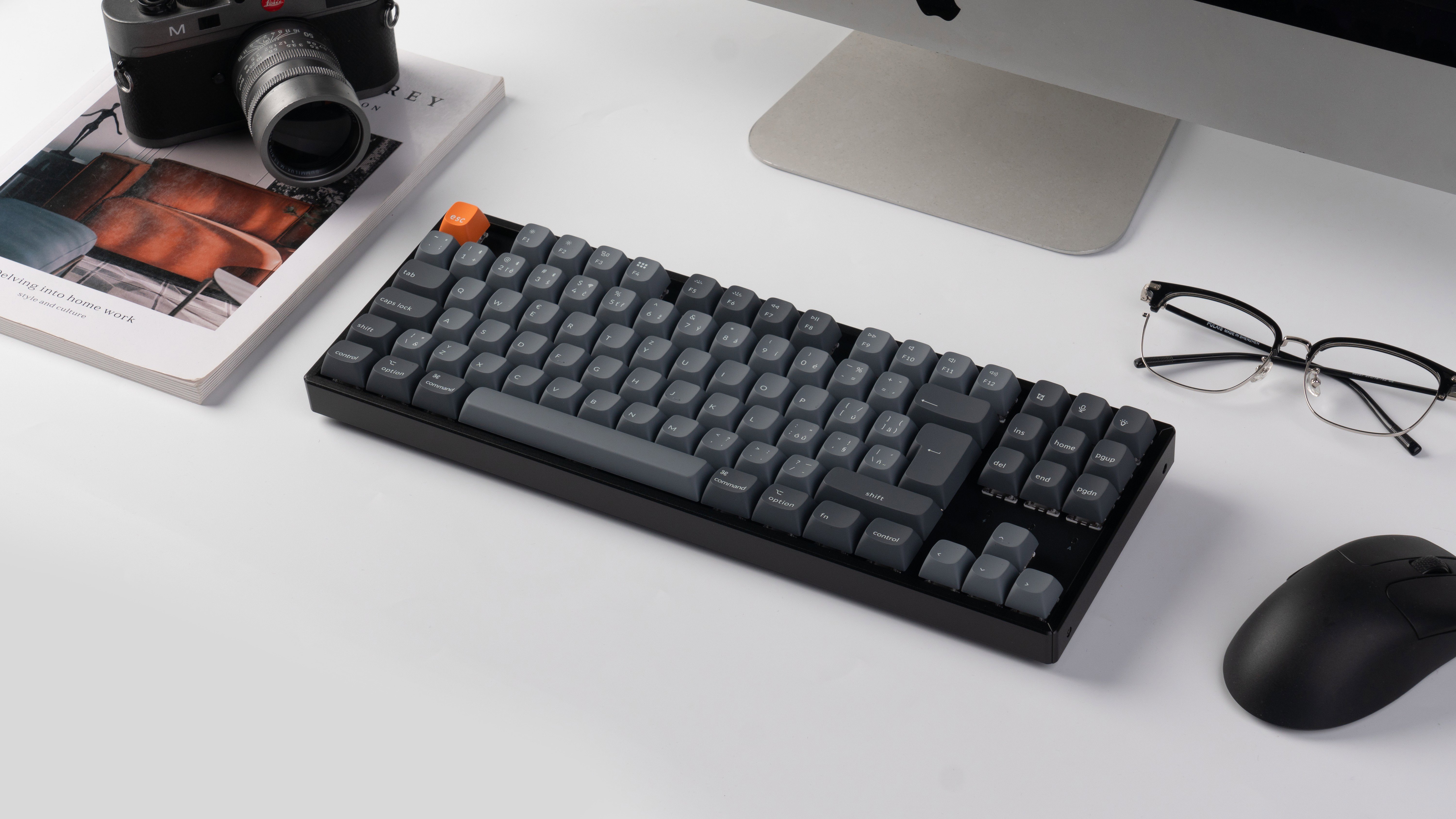 Gaming Keyboard Keychron K8 Max Swappable RGB Backlight Aluminum Banana Switch - Black, CZ/SK ...