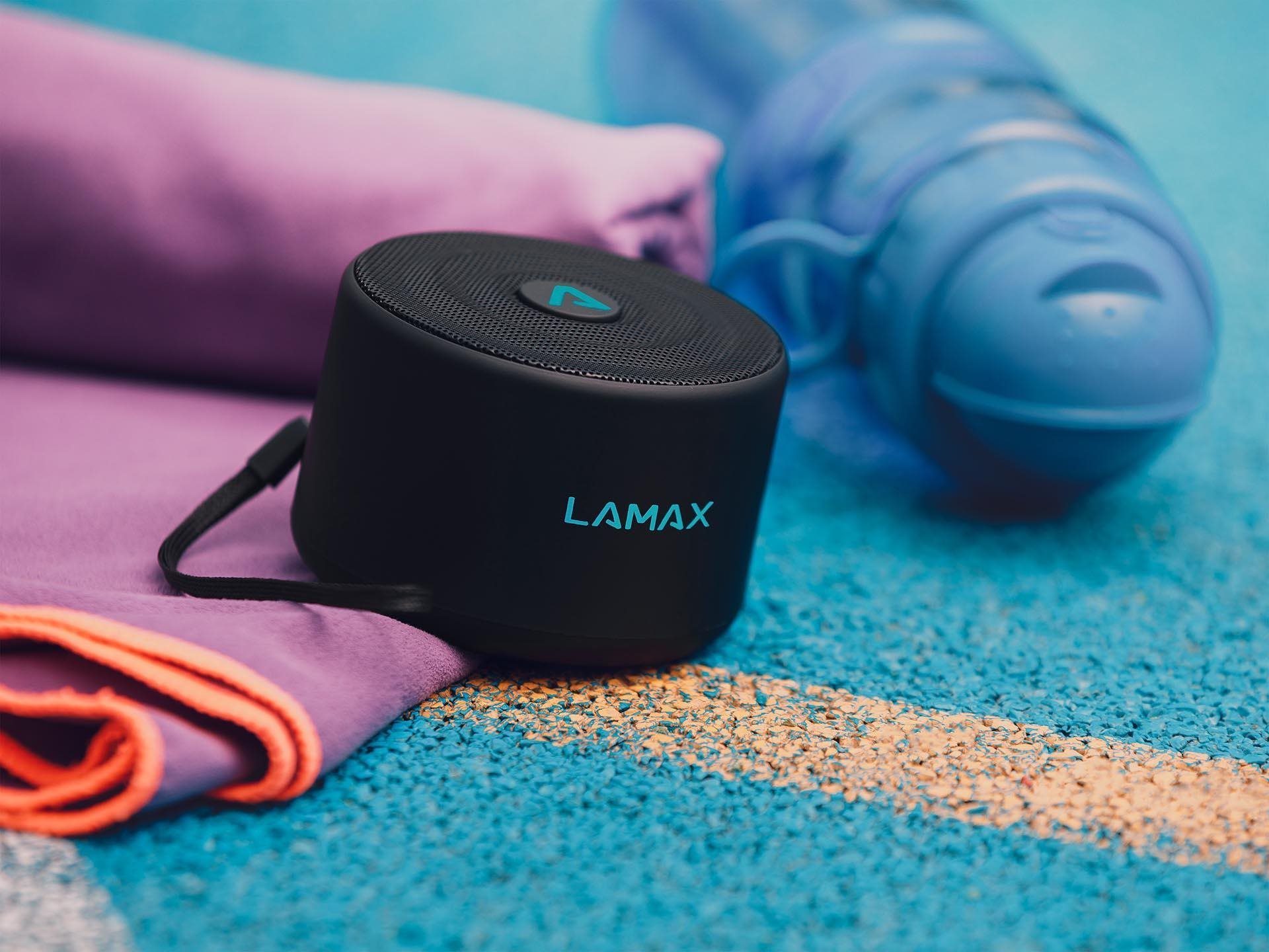 Bluetooth Speaker LAMAX Sphere2 Lifestyle