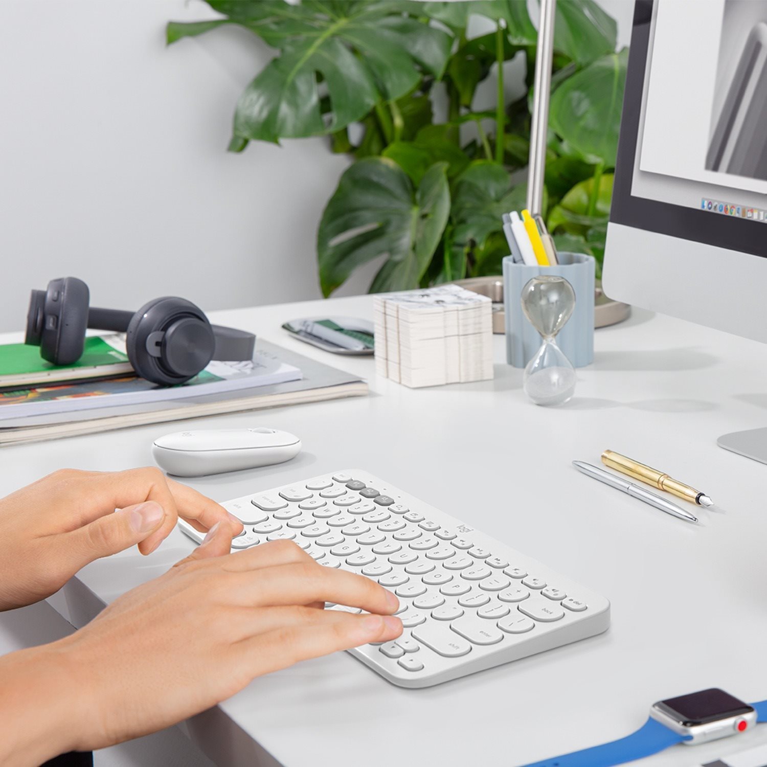 Klávesnica Logitech Bluetooth Multi-Device Keyboard K380 pre Mac, biela – CZ + SK Lifestyle