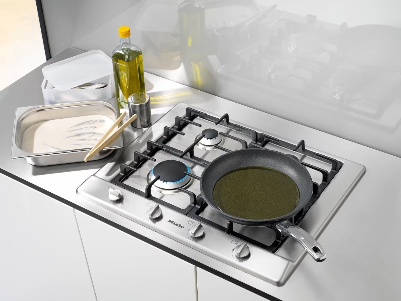 MIELE KM 2010 hob.