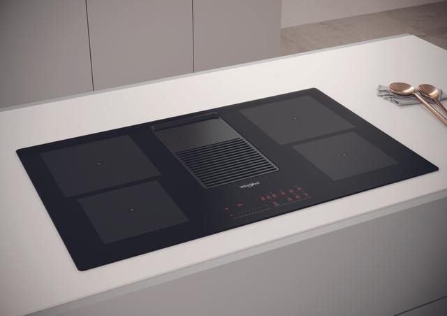 Cooktop WHIRLPOOL WVH 92 K Lifestyle