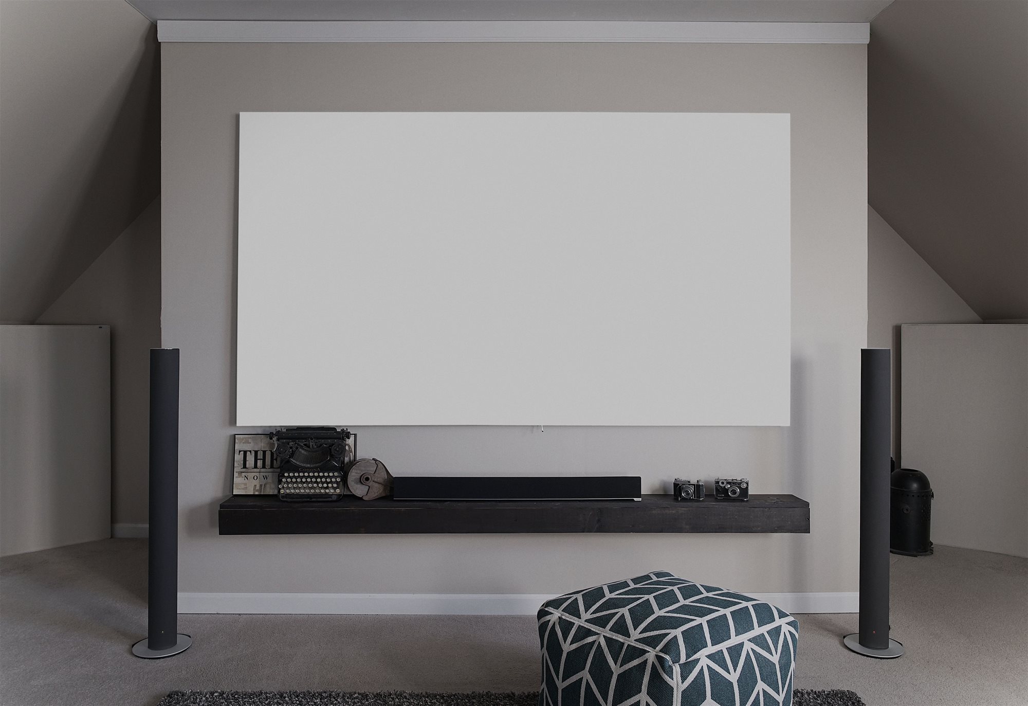 Projection Screen ELITE SCREENS fixed frame 120