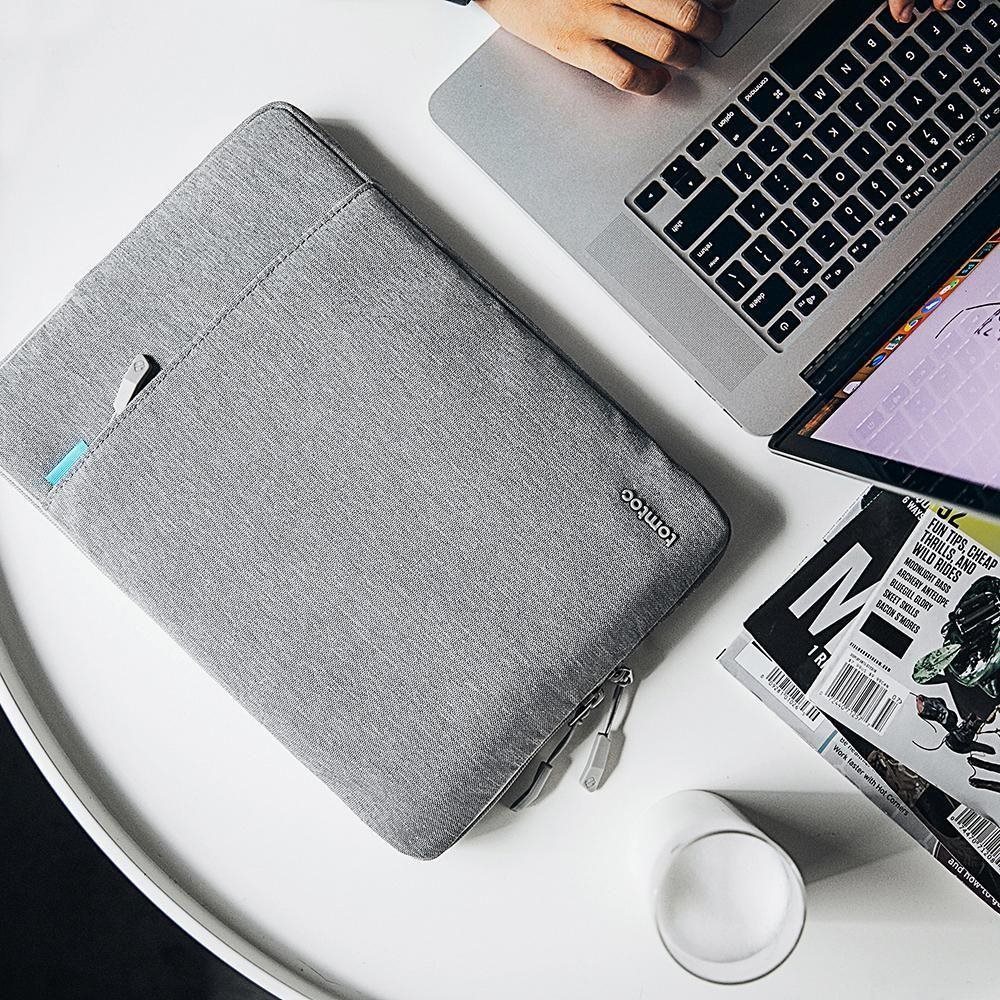 Laptop Case tento Sleeve - 13“ MacBook Pro / Air (2016+), Grey Lifestyle