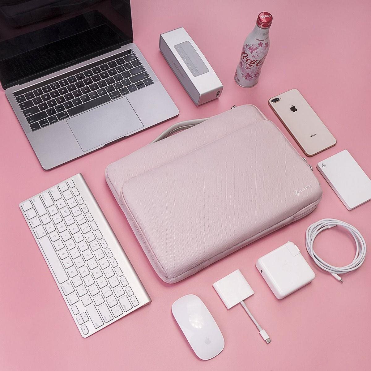 Laptop Case totoc Briefcase - 13“ MacBook Pro/Air (2018+), Pink Lifestyle