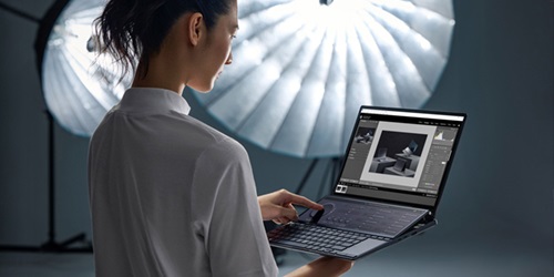 Úplně nový ASUS ZenBook Pro 14 Duo OLED s dvojicí 120Hz displejů