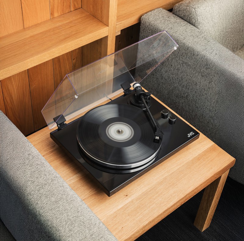 JVC AL-E534B turntable