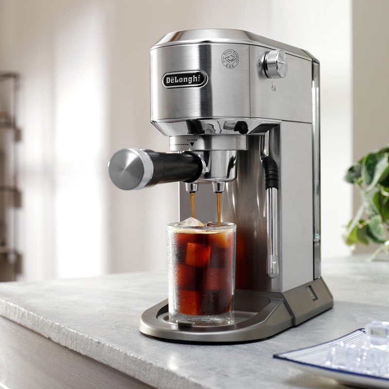 De'Longhi Dedica EC 685.BK Lever Coffee Machine