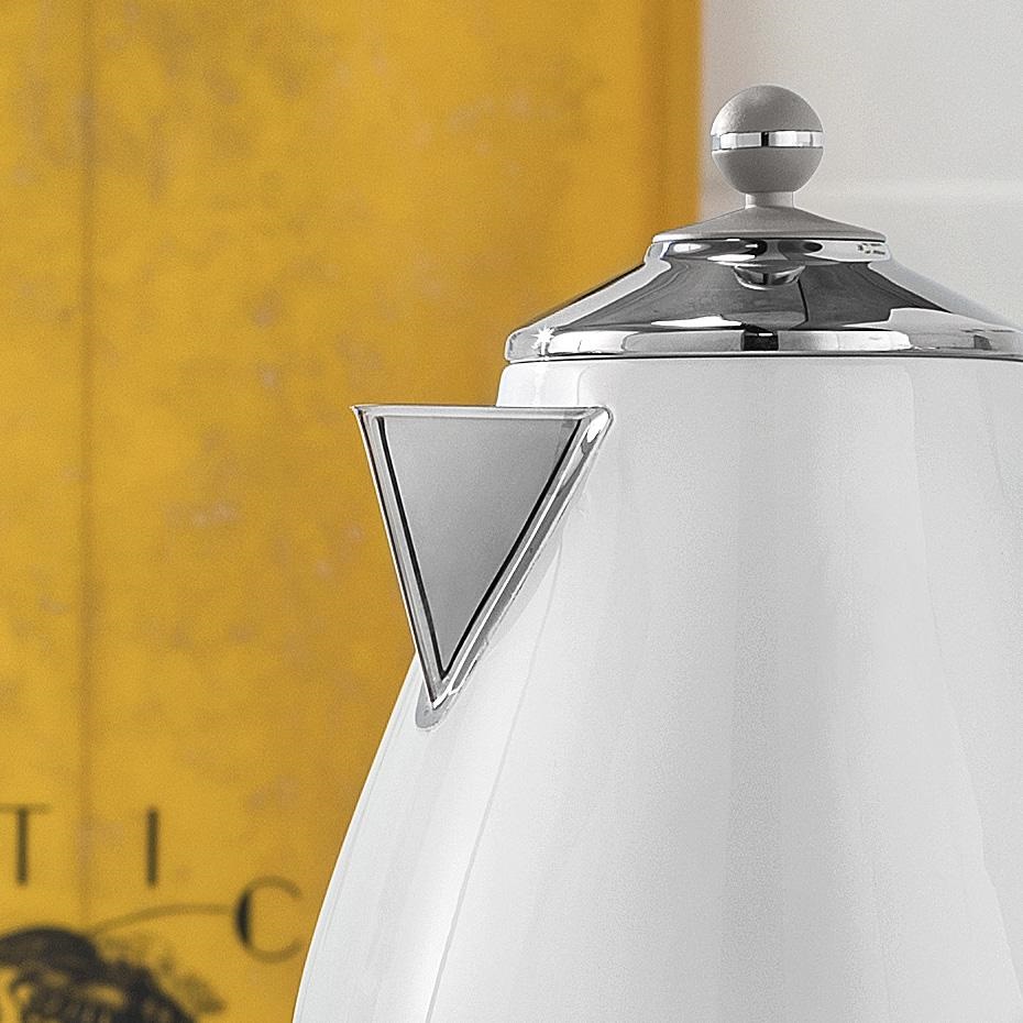 Kettle De'Longhi KBOC2001.W Kettle De'Longhi KBOC2001.W