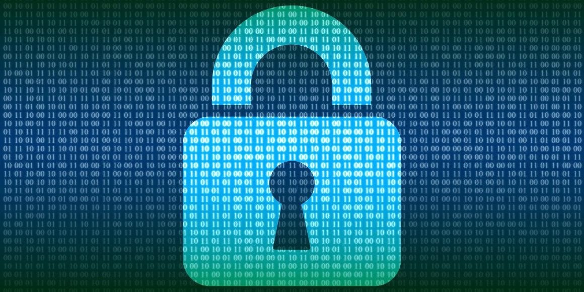 Kyberzločinci mohou vaši firmu připravit o miliony. Jak jim v tom zabránit?