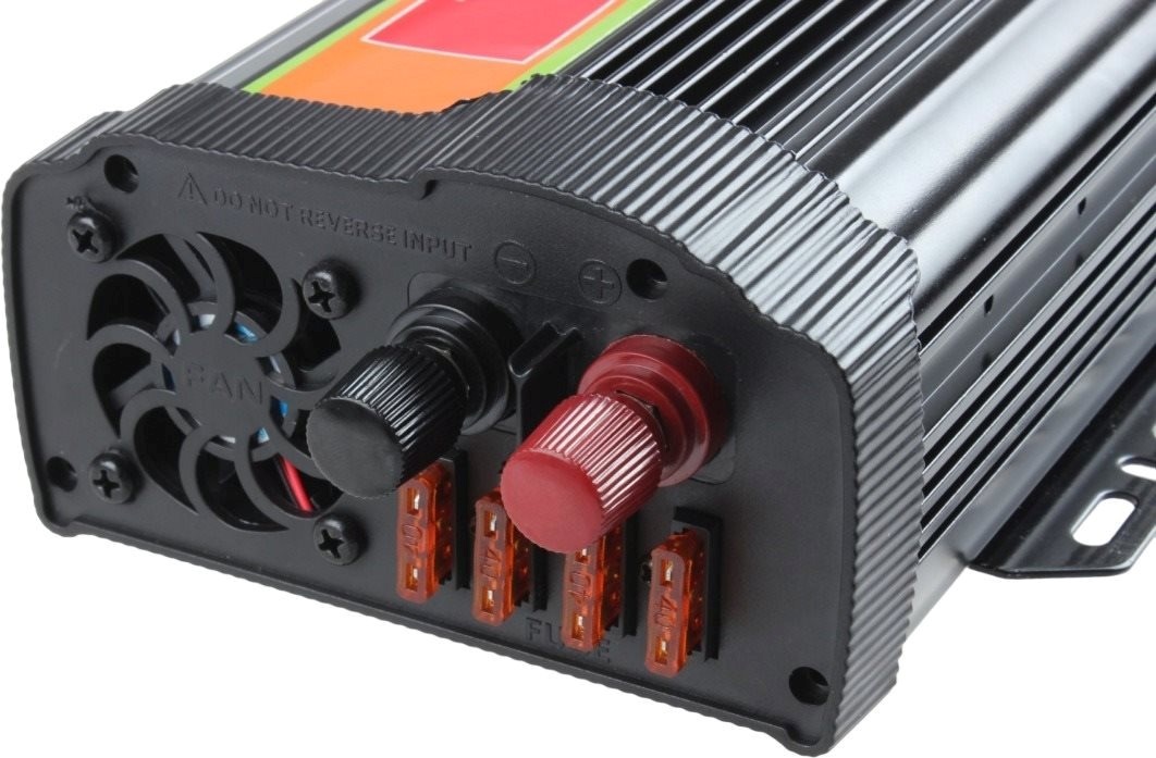 BYGD DC to AC Power inverter P1500U