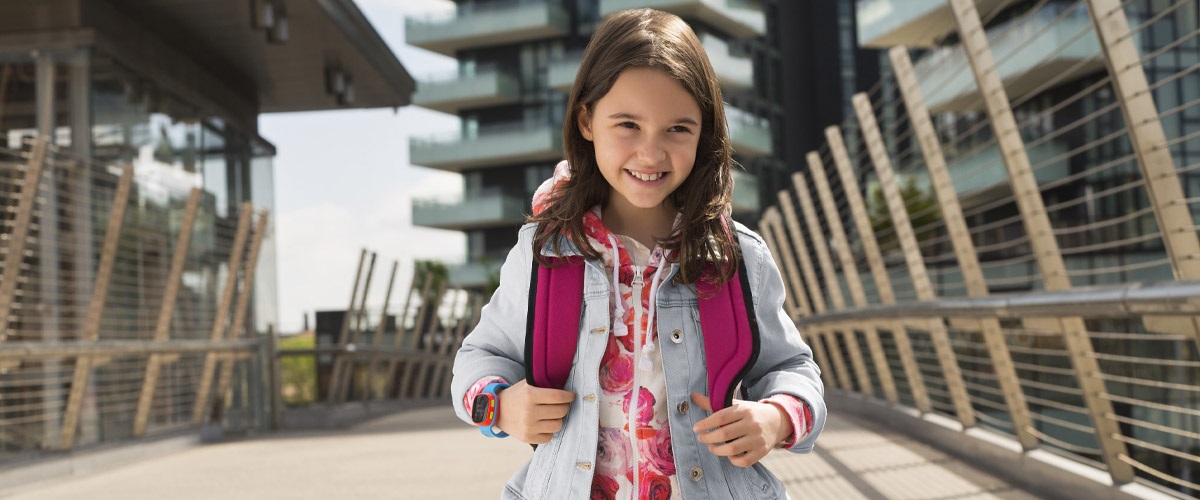 Detské inteligentné hodinky Alcatel MOVETIME Track & Talk ušetria rodičom obavy