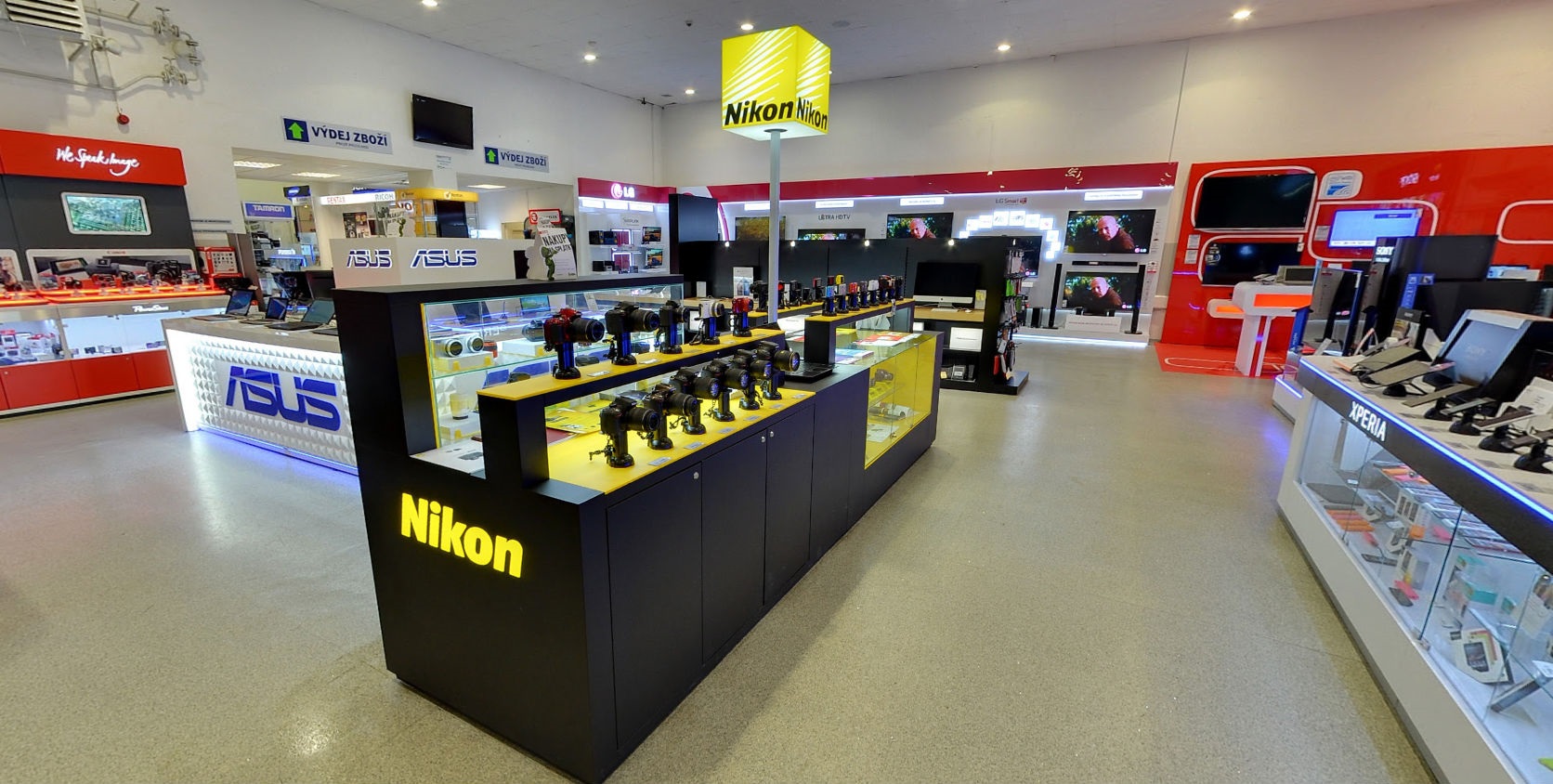 Alza nikon day