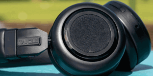 TDM Neo, sluchátka a reproduktor v jednom