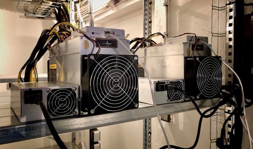 Antminer l9. ASIC l3+. Л3 майнер. Antminer l3+. ASIC l3+ майнинг.