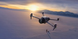 DJI posouvá hranice – představuje Mavic 4 Pro s revolučním ovladačem RC Pro 2