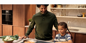https://cdn.alza.cz/Foto/ImgGalery/Image/Article/electrolux-rohlik-nahled.jpg