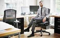 Ako sa vyznať v typoch mechaník kancelárskych stoličiek?