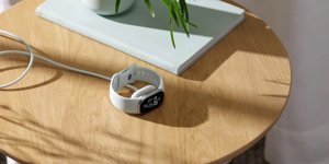 Fitbit Edge (PREVIEW): Větší displej, přesnější GPS a vyměnitelná baterie. Nástupce Charge 6 ale neumí platit