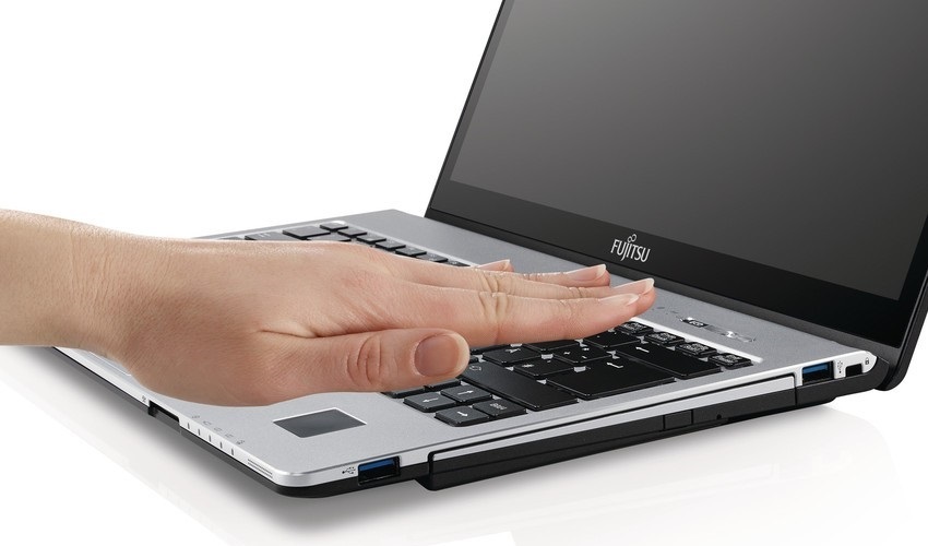 Fujitsu Lifebook S938