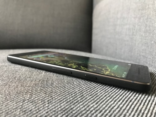 Google Pixel 2, tlačítka