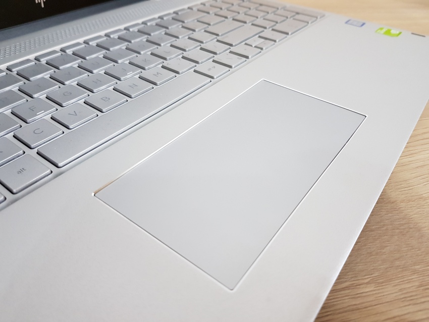 HP Envy 15 – touchpad