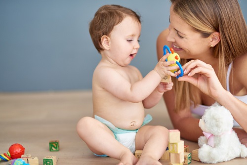Hračky pre najmenších, čiže ako podporiť vývoj dieťaťa