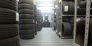 Jak na správné skladování pneumatik?