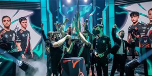 https://cdn.alza.cz/Foto/ImgGalery/Image/Article/lec-spring-2022-playoffs-4-g2-esports-nahled.jpg