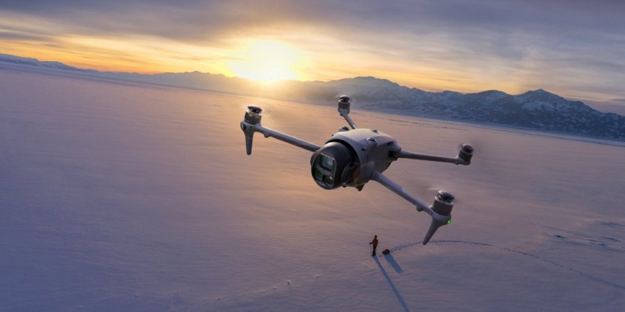 https://cdn.alza.cz/Foto/ImgGalery/Image/Article/lgthumb/dji-mavic-4-pro%20%281%29.jpg