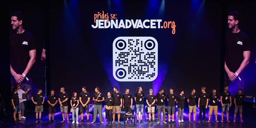 https://cdn.alza.cz/Foto/ImgGalery/Image/Article/lgthumb/jednadvacet.jpg