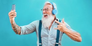 MOVit Longevity: Inovativní přístup k podpoře vitality a zdravého stárnutí