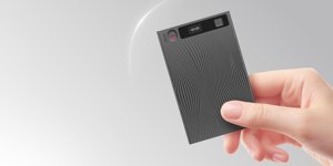 Mobvoi TicNote AI je chytrý diktafon, co umí přepis, překlady i sumarizaci záznamu