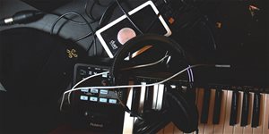Ako hrať na online hudobné nástroje (NÁVOD)
