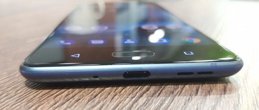 Nokia 8, nabíjení, USB-C