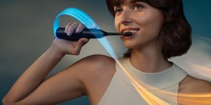 Philips Sonicare 9900 – 8000: 100 % kontrola nad čistením priamo na kefke
