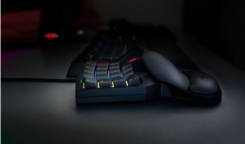 Herní keypad Razer Tartarus V2