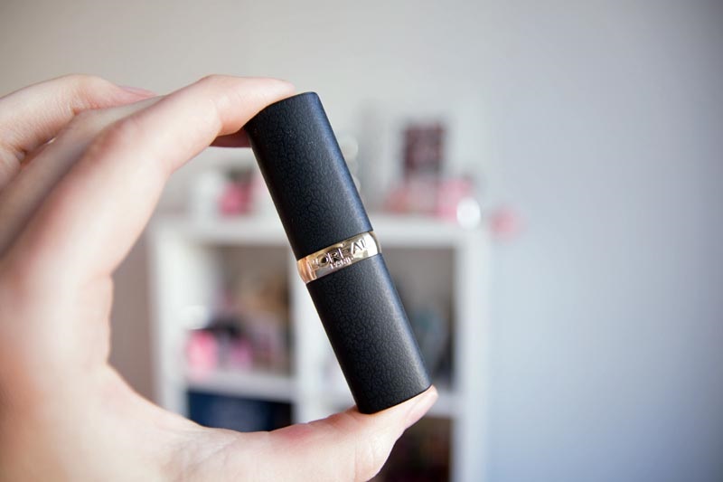 Rtěnka L'Oréal Paris Plum Tuxedo