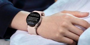 Chytré hodinky Samsung nyní měří spánkovou apnoi už i Česku a na Slovensku